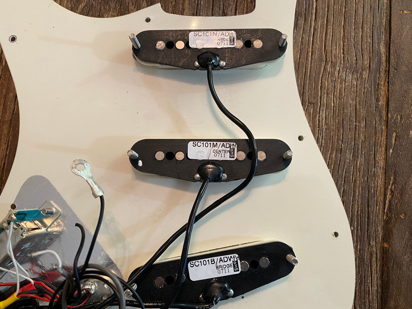 Lil' Huddy's Guitar Shop - Lil' Huddy's Guitar Shop