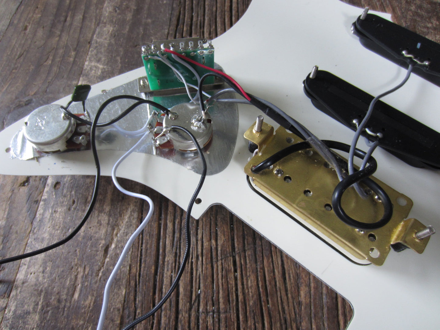 Lil' Huddy's Guitar Shop - Lil' Huddy's Guitar Shop