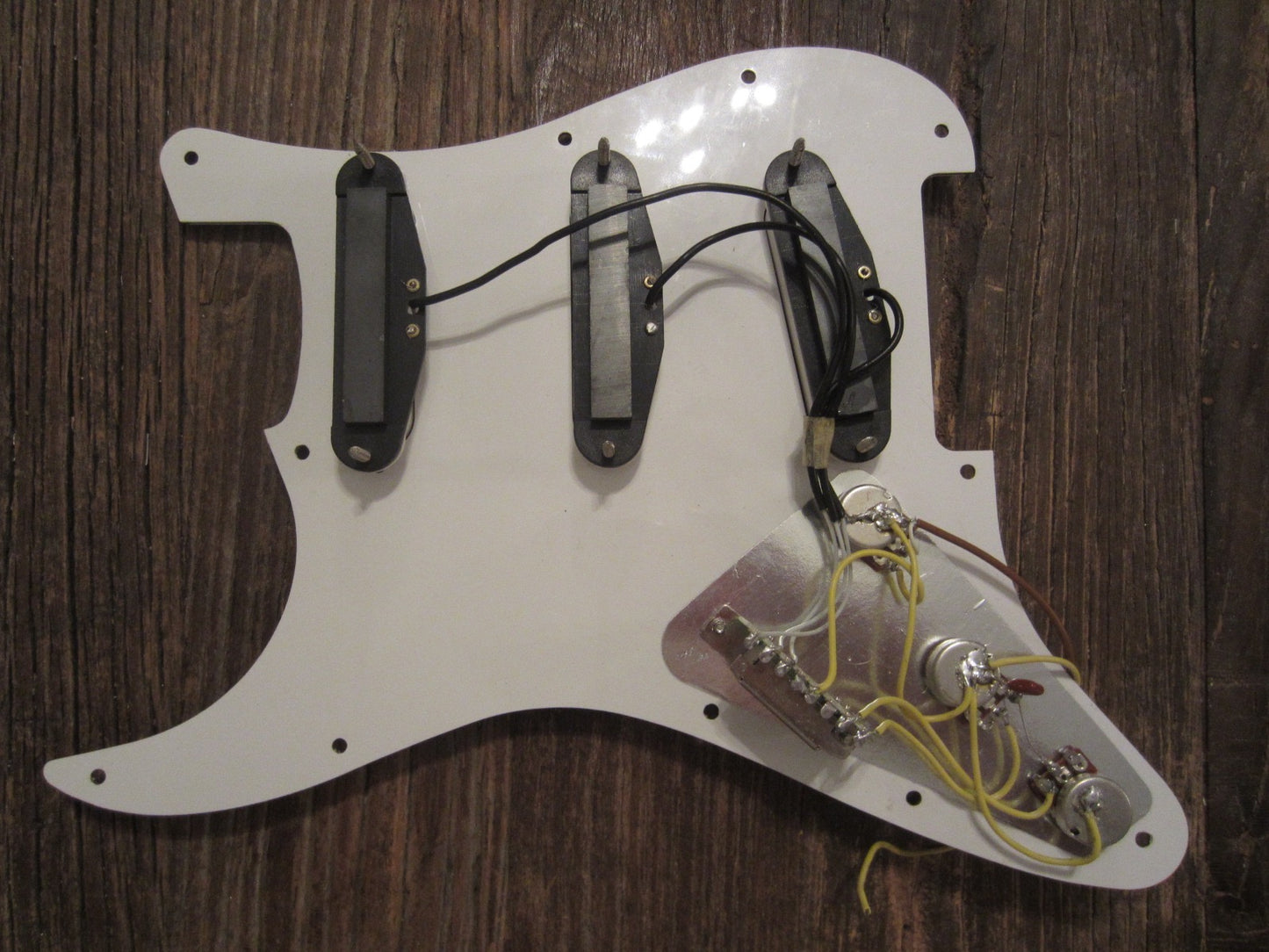 Lil' Huddy's Guitar Shop - Lil' Huddy's Guitar Shop