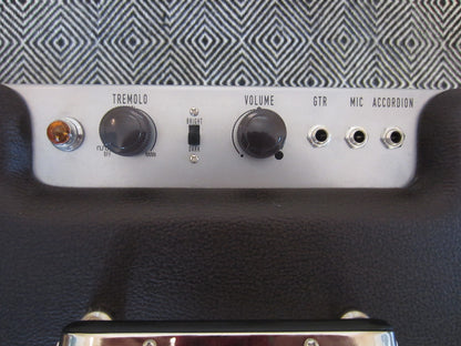 Lil' Huddy's Guitar Shop - Lil' Huddy's Guitar Shop