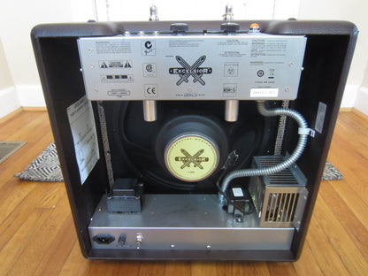 Lil' Huddy's Guitar Shop - Lil' Huddy's Guitar Shop