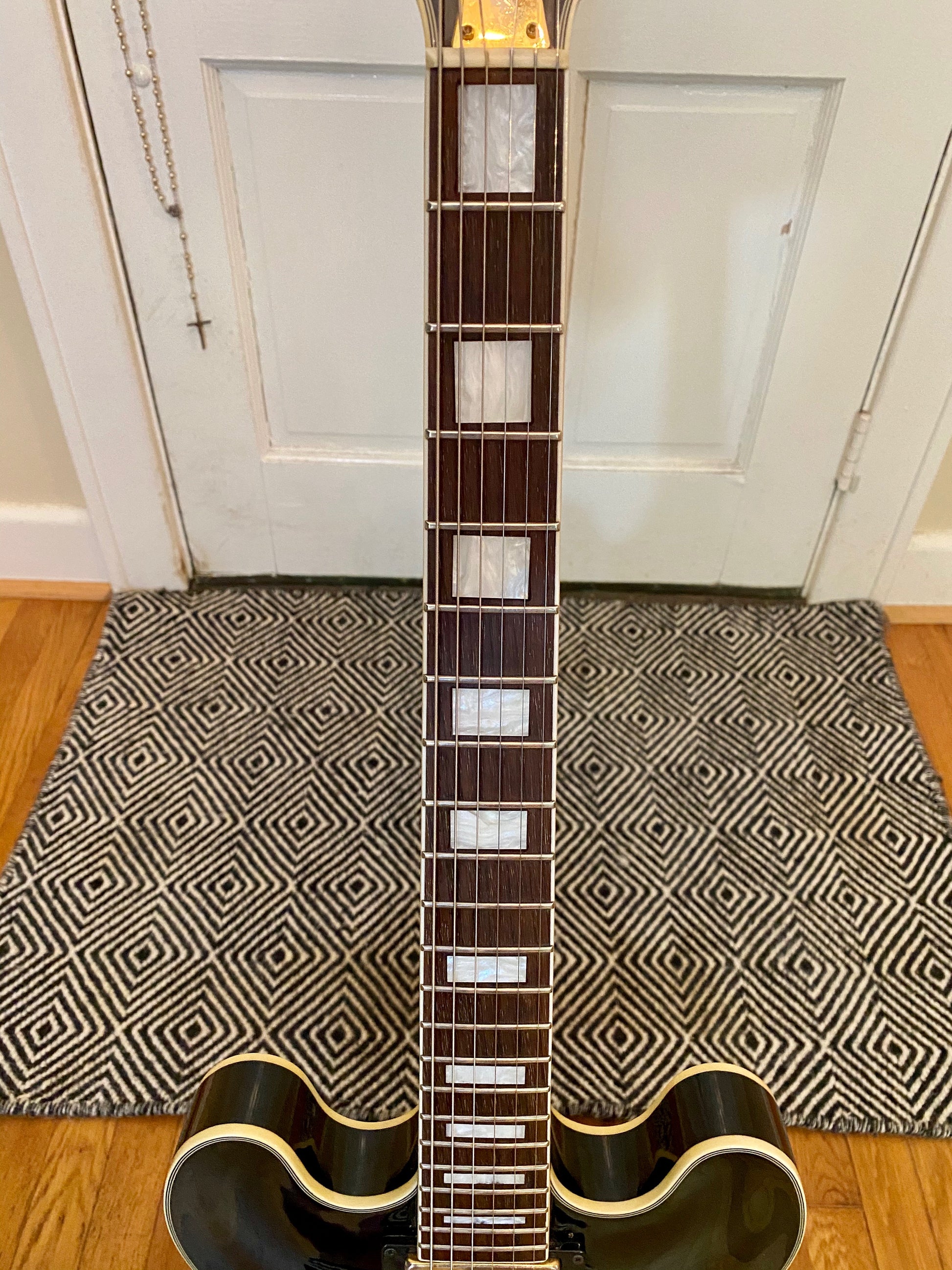 Lil' Huddy's Guitar Shop - Lil' Huddy's Guitar Shop