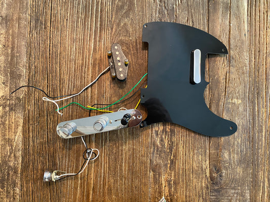 Lil' Huddy's Guitar Shop - Lil' Huddy's Guitar Shop