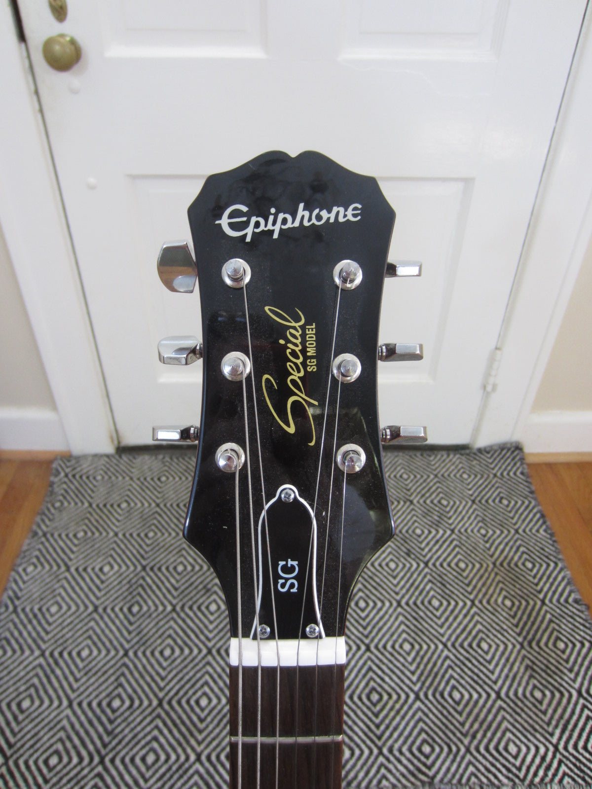 Lil' Huddy's Guitar Shop - Lil' Huddy's Guitar Shop