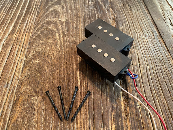 Squier by Fender Affinity P-Bass Pickup | Mounting Screws & Foam