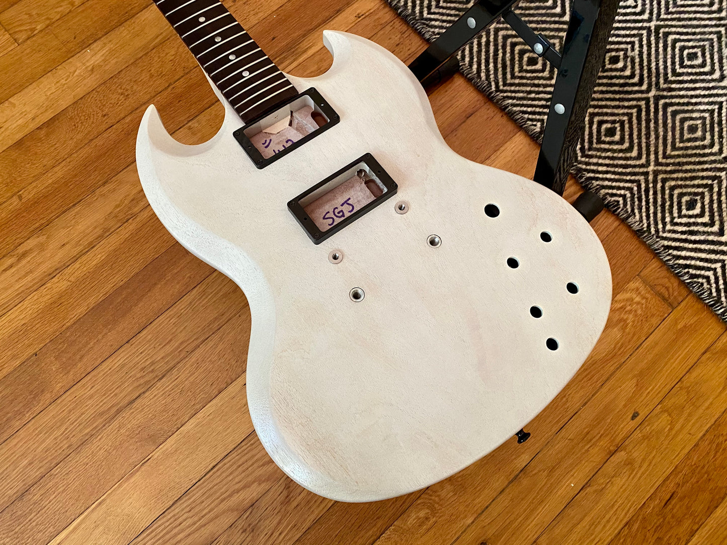 2013 Gibson SGJ Trans White Husk | Dark Rosewood Fretboard, Fantastic Condition